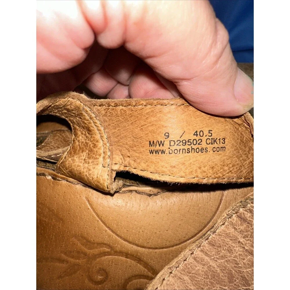 Born Sandals Women 9m Tan Leather Wedge with Ankle Strap Cushioned Comfort 3